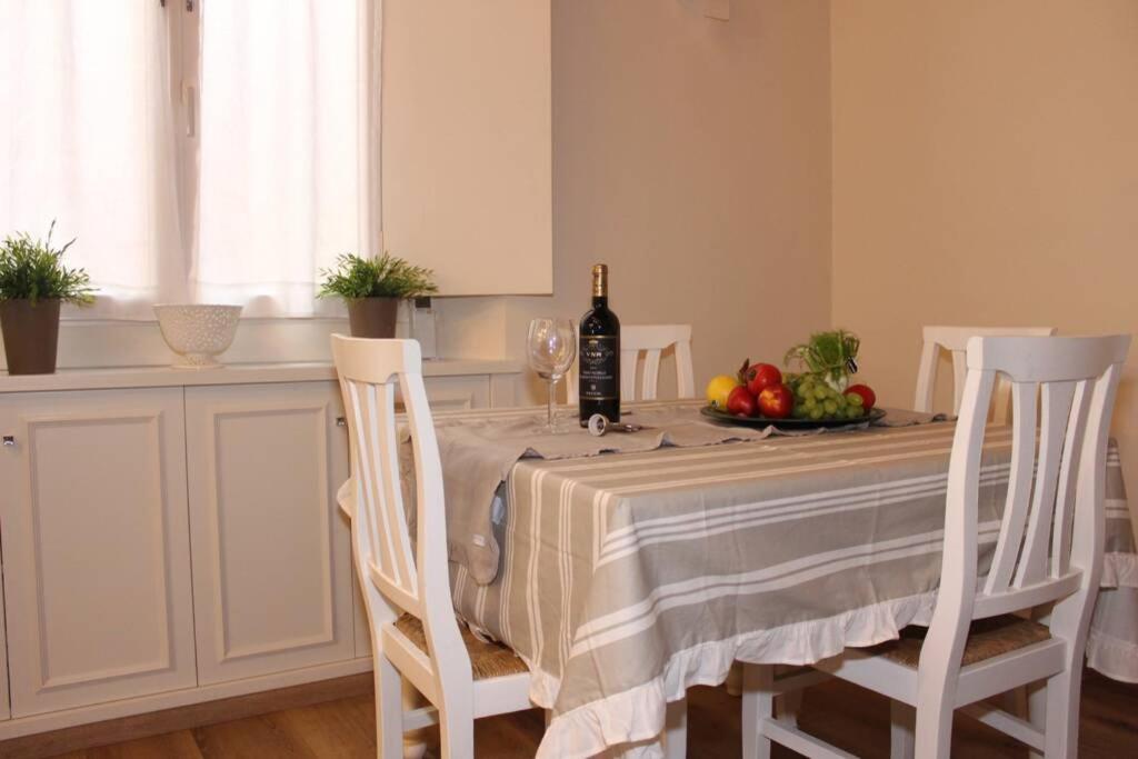 Art Apartment Santa Croce Suite Florencja Zewnętrze zdjęcie